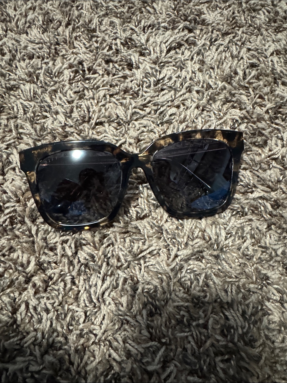 Diff Eyewear Tortoiseshell Cat-Eye Sunglasses with Dark Lenses